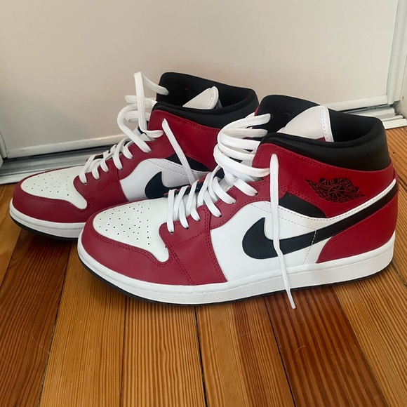 Jordan Shoes Nike Air Jordan Mid Chicago Size 1 Vnds Custom Poshmark